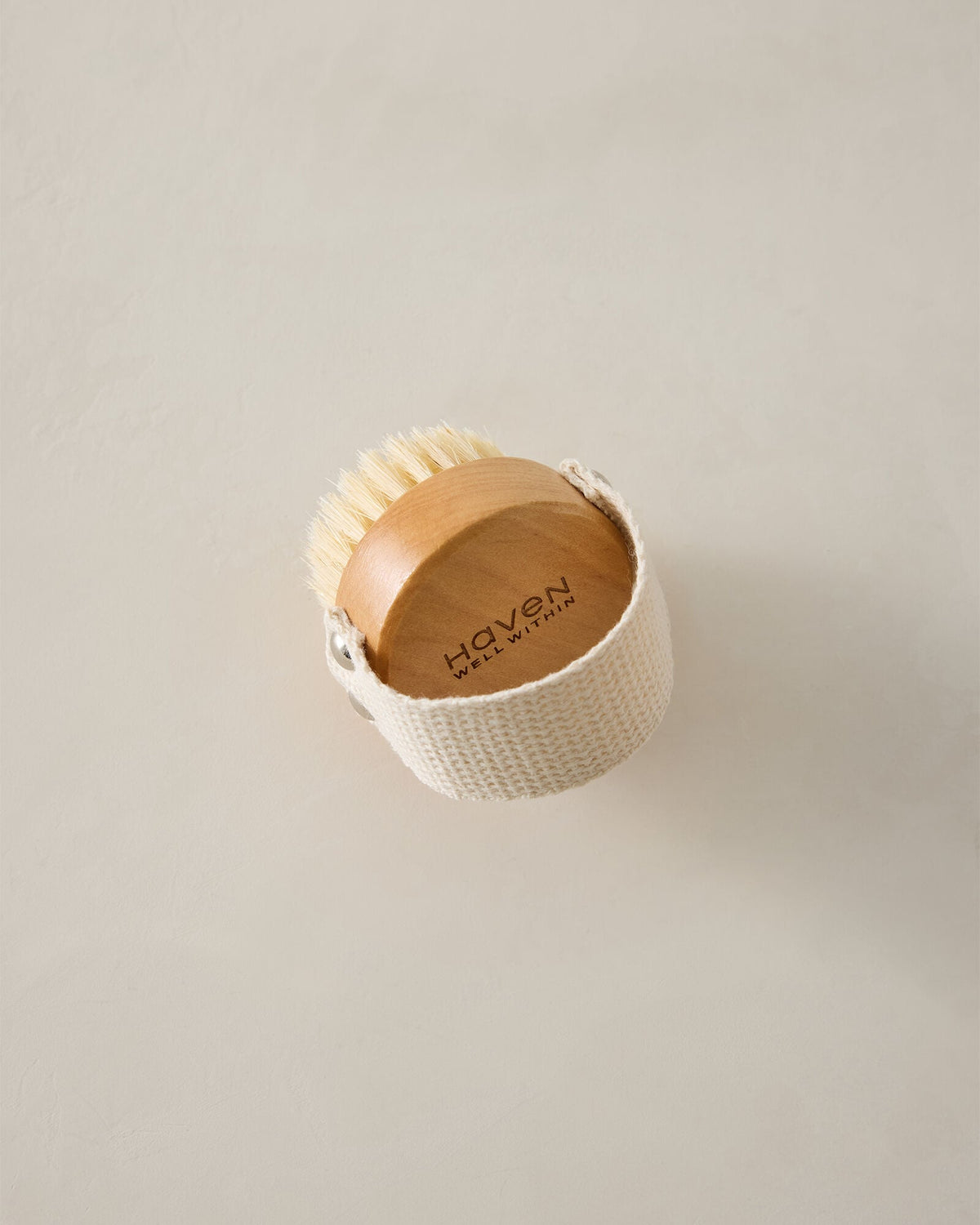 LOTUS WOOD COMPLEXION BRUSH | Talbots